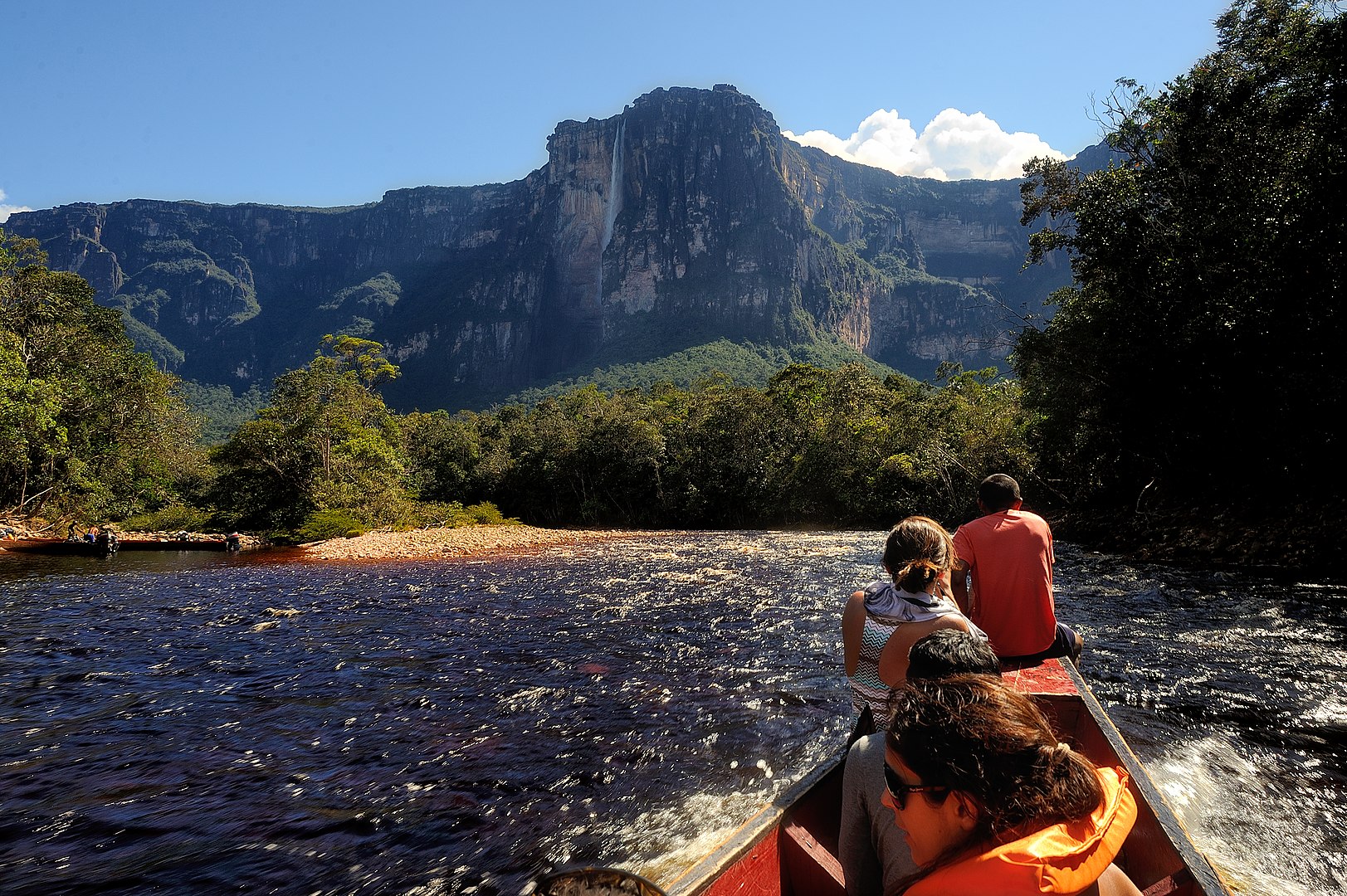 Amazonas ejecuta acciones para promover el turismo